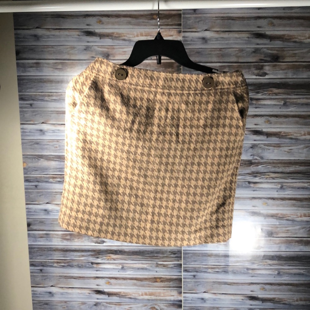 Loft Ladies Petite Skirt
